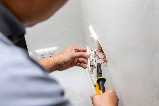 Best Residential Electrician Services  in Taft Heights, CA